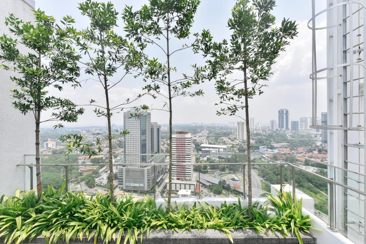 Suasana Private Suites By Subhome Johor Bahru Exterior foto